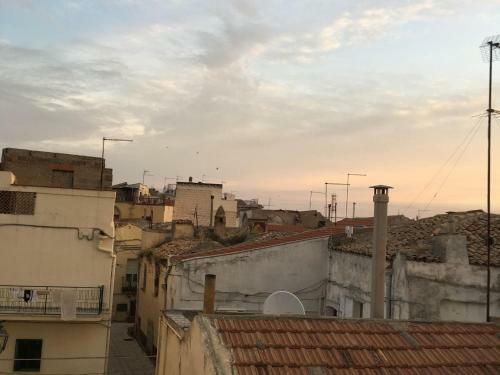 Cozy Apartment In Irsina With Terrace
