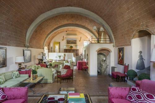 Siena Villa Sleeps 35 Pool Air Con Wifi