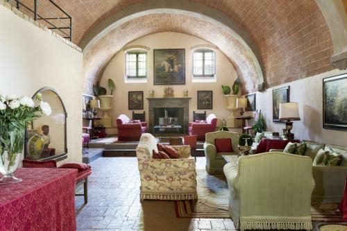 Siena Villa Sleeps 35 Pool Air Con Wifi