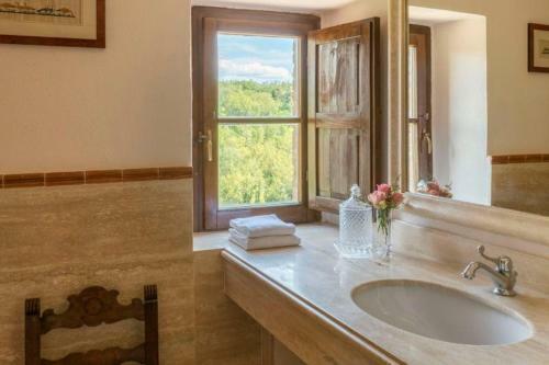 Collalto Villa Sleeps 25 Pool Air Con Wifi