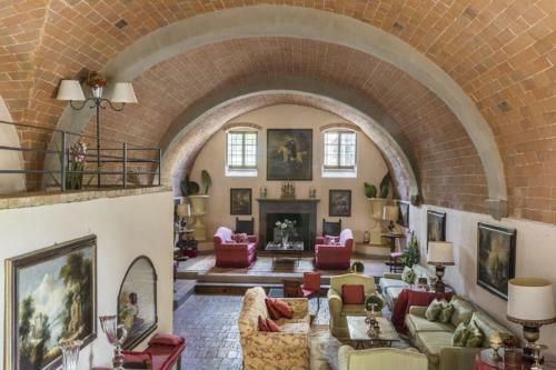 Collalto Villa Sleeps 25 Pool Air Con Wifi