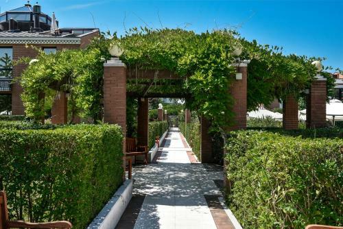 Hotel Marea Le Ville Del Lido Resort