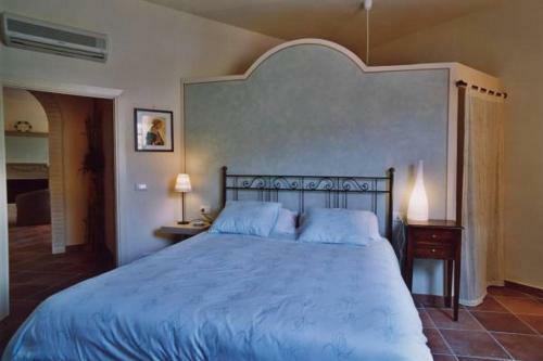 Iano Villa Sleeps 24 Pool Air Con Wifi