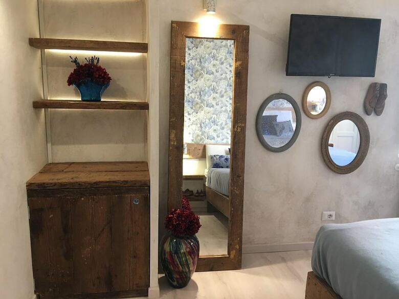 Hostal Il Pozzo Di Santa Zita