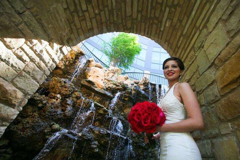Hotel Embassy Suites San Antonio Riverwalk Downtown