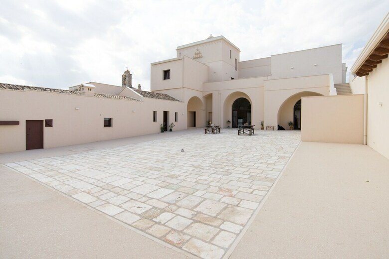 Hotel Masseria Fontana Di Vite