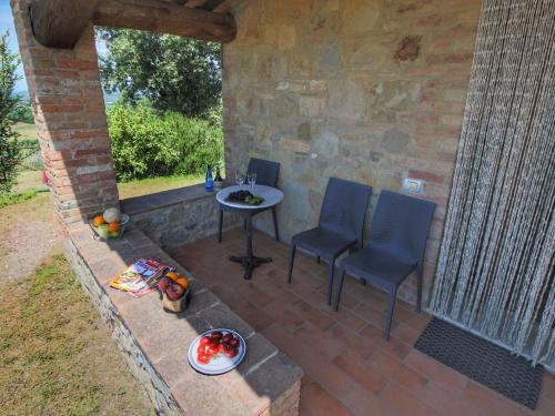 Heritage Cottage In Casole D'elsa With Terrace