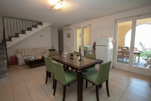 Villa Le Rose Sleeps 8