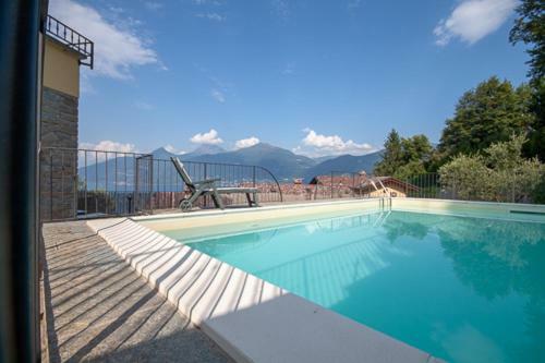 Villa Le Rose Sleeps 8