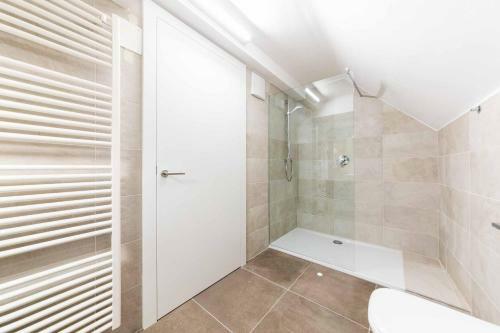 Hostal Guesthouse Zum Loewen