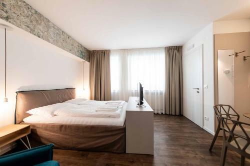 Hostal Guesthouse Zum Loewen