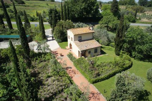 Montaione Apartment Sleeps 6 T242068