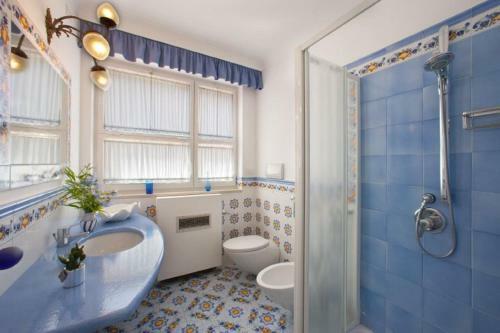 Marina Del Cantone Villa Sleeps 14 Air Con