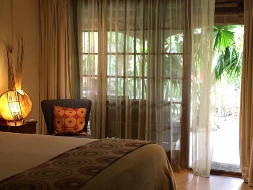 Bed & Breakfast Afrikhaya Guest House