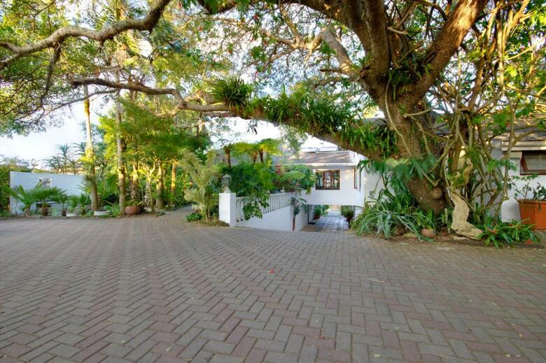 Hostal St. Lucia Wetlands Guest House
