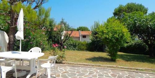 Apartamento M75 - Marcelli, Trilocale Con Ampio Giardino