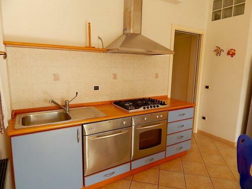Apartamento M173 - Marcelli, Trilocale Con Giardino E Doppi Servizi
