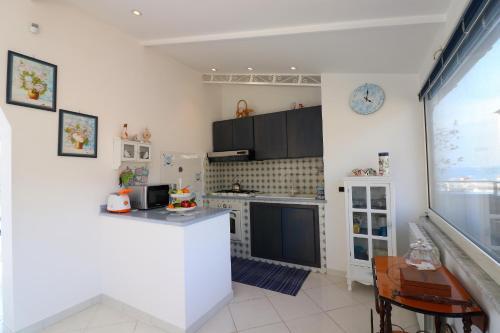 Apartamento Sea View Studio Casa Tesy