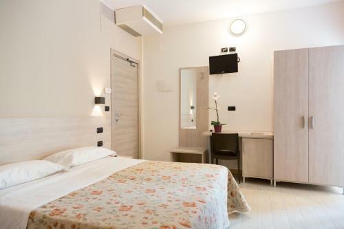Hotel Saint Tropez - Pineto