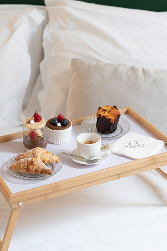 Bed & Breakfast Palazzo Cini Luxury Rooms In Pisa