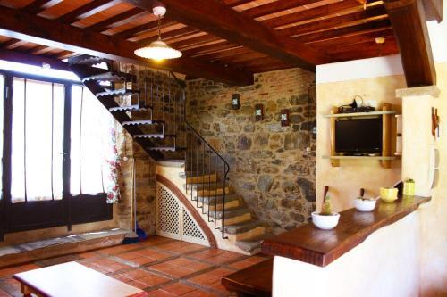 Pieve Santo Stefano Villa Sleeps 4 Pool Air Con
