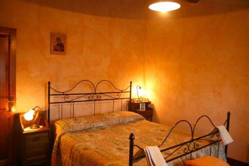 Pieve Santo Stefano Villa Sleeps 4 Pool Air Con