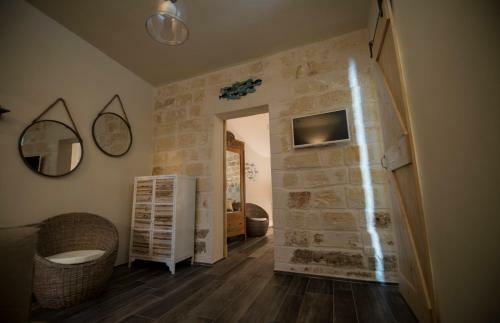 Home Village B&B