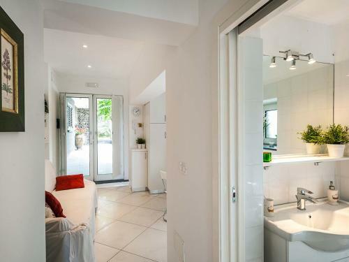Stazzo Apartment Sleeps 2 Pool Air Con Wifi