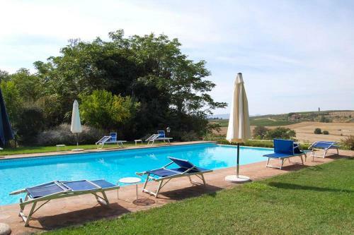 Strada Statale Flaminia Villa Sleeps 17 Pool Wifi