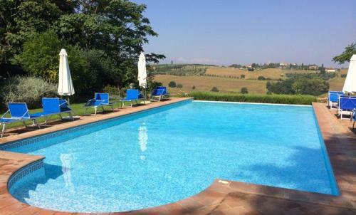 Strada Statale Flaminia Villa Sleeps 17 Pool Wifi