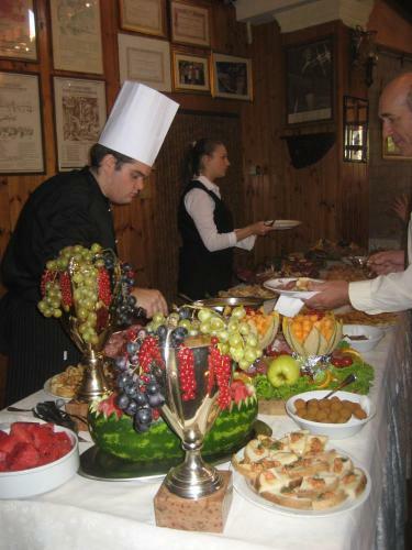 Hotel Pizzeria Ristorante "al Leone"