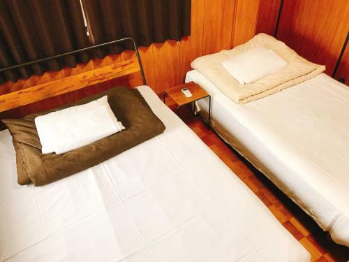 Hostal Santiago Guesthouse Annex