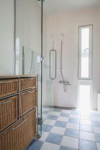 Hermit Hills Apartment In Okinawa Colors