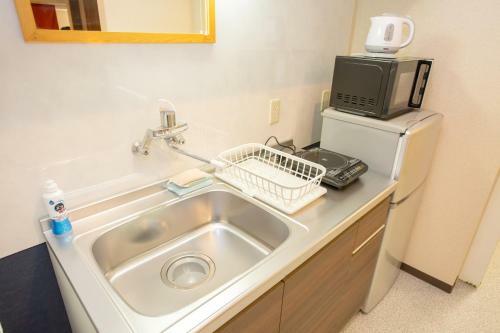 Hostal Apapane Nijo Guest House