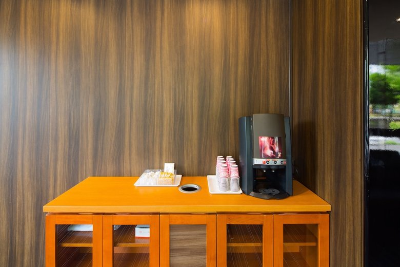 Ai Hotel Yokohama