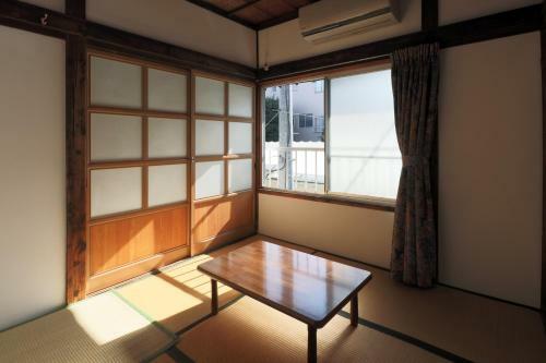 Fujiyoshida Youth Hostel