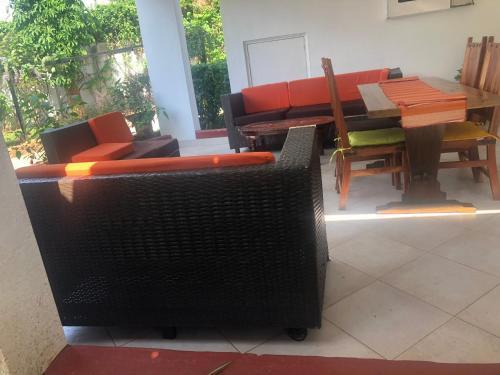 Bed & Breakfast Tiana Court Milimani