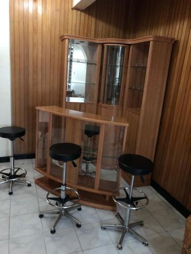 Bed & Breakfast Tiana Court Milimani