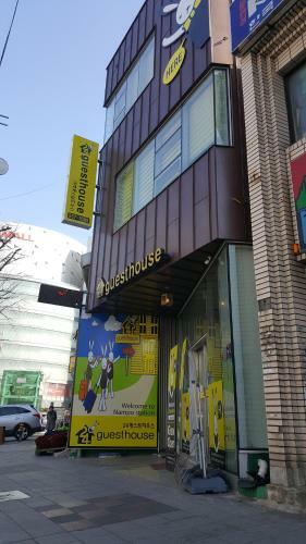 Hostal 24 Guesthouse Nampo Station