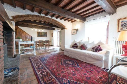 Bibbiano Villa Sleeps 6 Pool Air Con Wifi