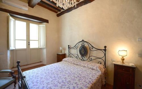 Battifolle-ruscello-poggiola Villa Sleeps 8 Pool