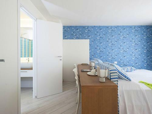 Enchanting Sea-facing Villa In Sicily, Italy