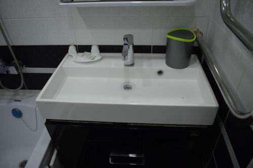 Apartment On Manshuk Mametovoi 21