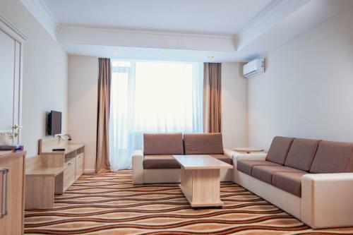 Hotel Koktem Grand