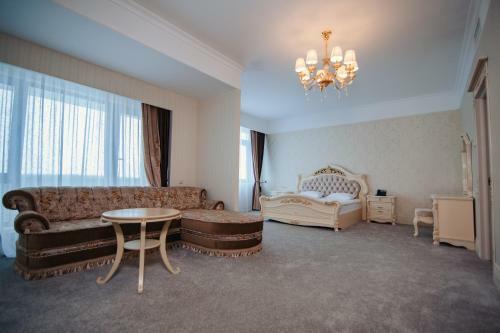 Hotel Koktem Grand