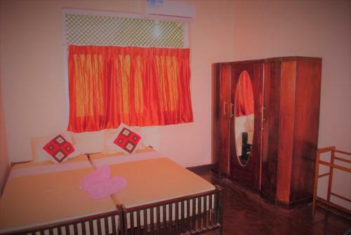 Hill House Galle Holiday Home