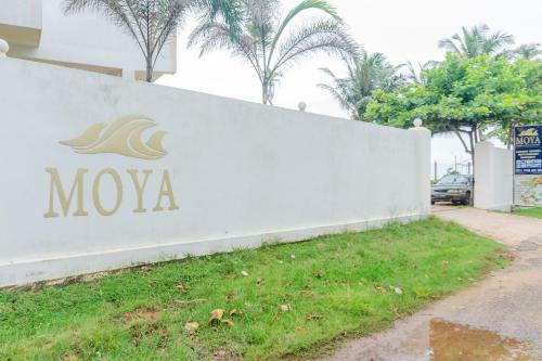 Oyo 406 Moya Hotel & Beach Resort