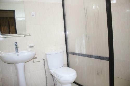 Hotel Under Water Safaris And Resort