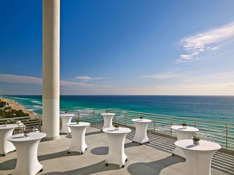 Hotel The Diplomat Beach Resort Hollywood, Curio Collection By Hilton