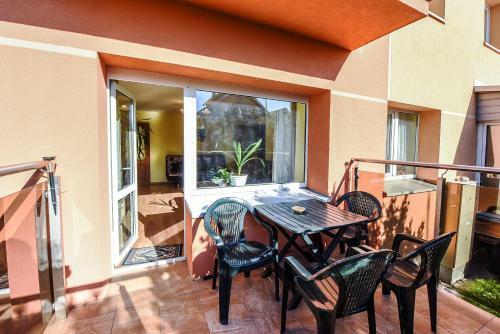 Apartamento Neriesapartment No.3 With Terrace In Centrum